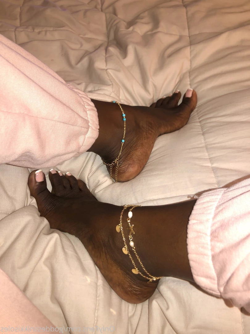 Goddess Nikki [ goddessnikkisoles ] Onlyfans leaked photo 7928925 on Hotleaks.tv