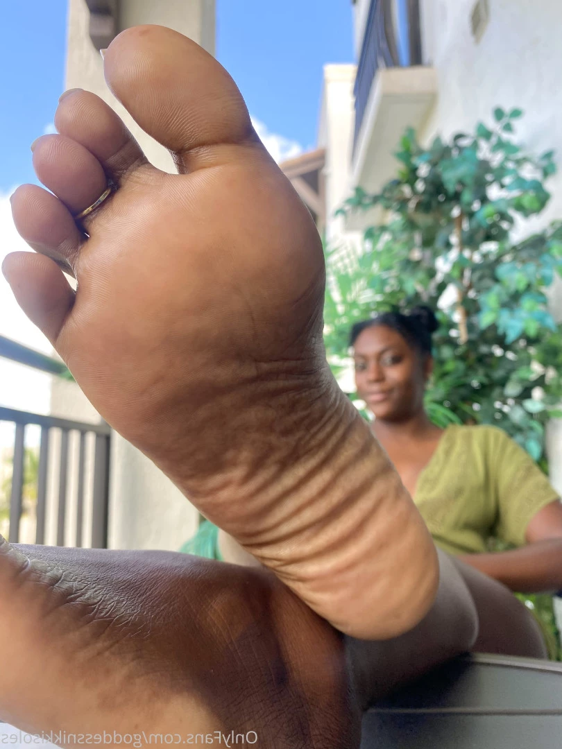Goddess Nikki [ goddessnikkisoles ] Onlyfans leaked photo 7929347 on Hotleaks.tv