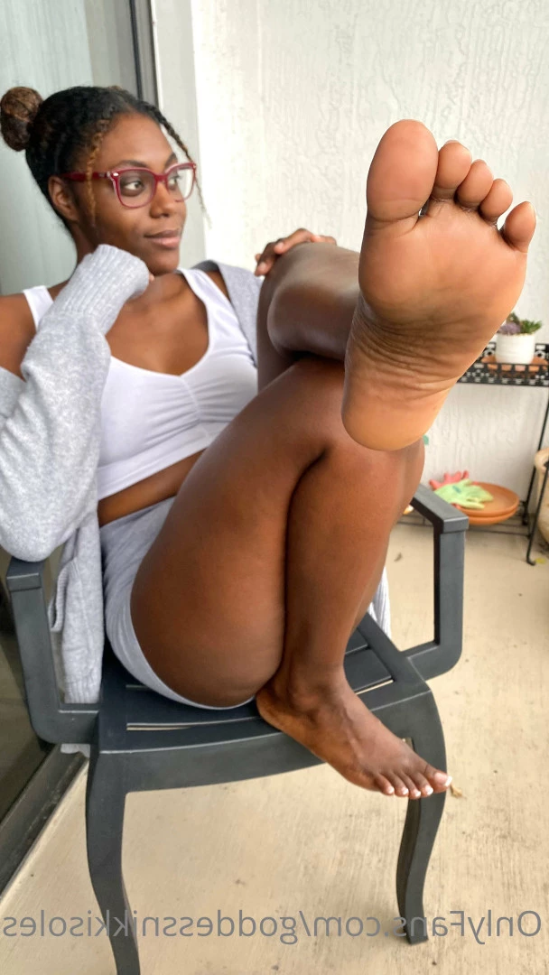 Goddess Nikki [ goddessnikkisoles ] Onlyfans leaked photo 7930315 on Hotleaks.tv