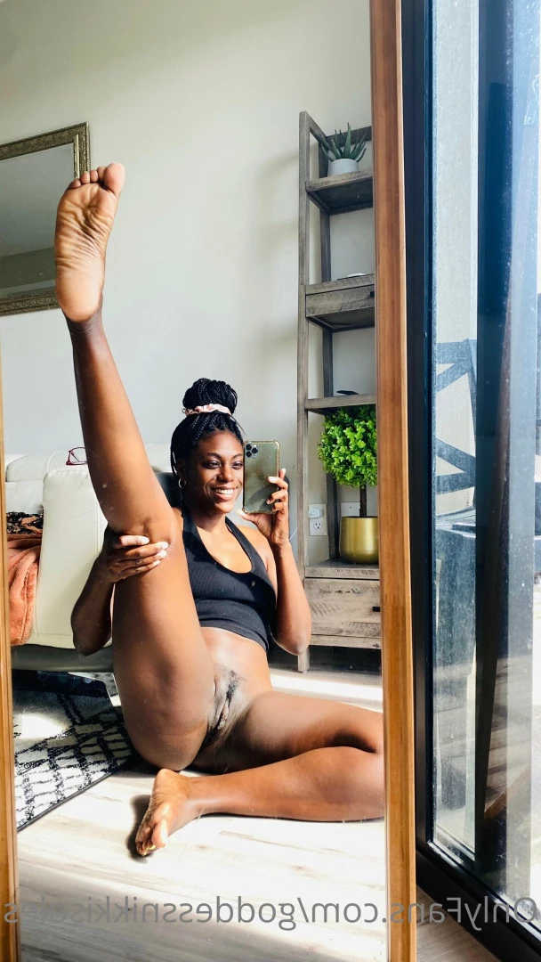 Goddess Nikki [ goddessnikkisoles ] Onlyfans leaked photo 7930493 on Hotleaks.tv