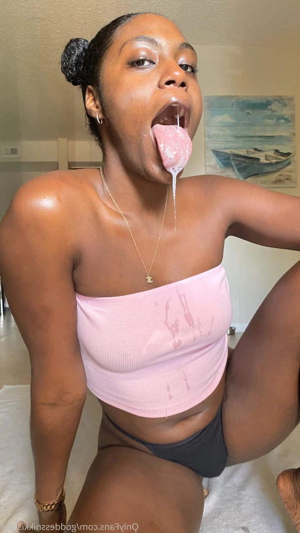 Goddess Nikki [ goddessnikkisoles ] Onlyfans leaked photo 7931410 on Hotleaks.tv