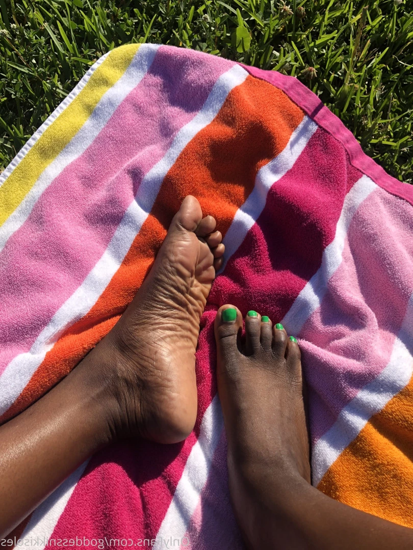 Goddess Nikki [ goddessnikkisoles ] Onlyfans leaked photo 7932143 on Hotleaks.tv