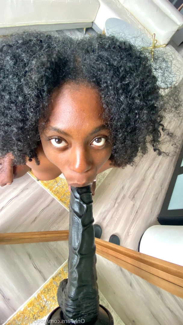 Goddess Nikki [ goddessnikkisoles ] Onlyfans leaked photo 7932551 on Hotleaks.tv