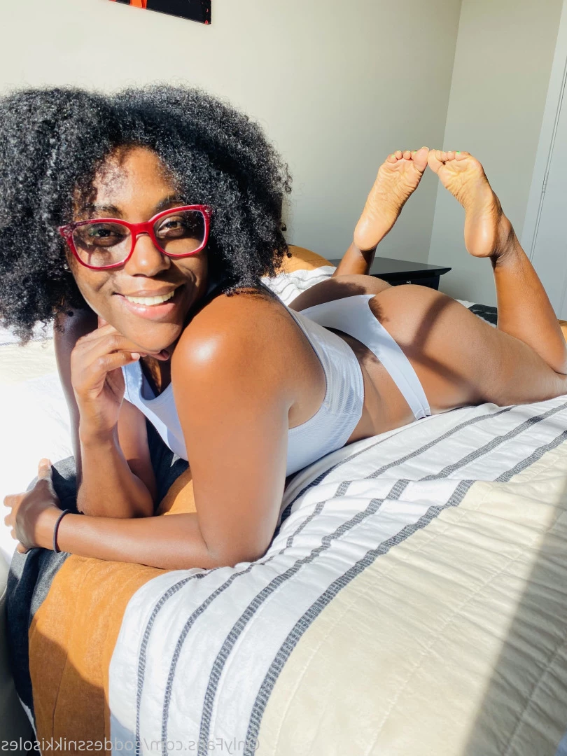Goddess Nikki [ goddessnikkisoles ] Onlyfans leaked photo 7932755 on Hotleaks.tv