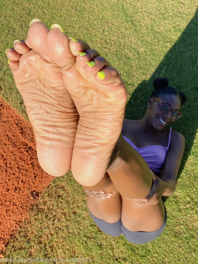 Goddess Nikki [ goddessnikkisoles ] Onlyfans leaked photo 7933362 on Hotleaks.tv