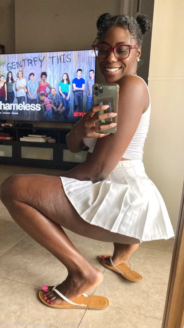 Goddess Nikki [ goddessnikkisoles ] Onlyfans leaked photo 7933842 on Hotleaks.tv