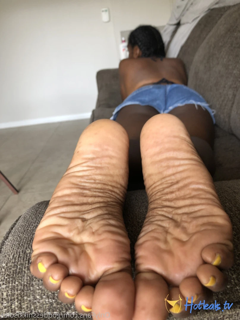 Goddess Nikki [ goddessnikkisoles ] Onlyfans leaked photo 7937314 on Hotleaks.tv