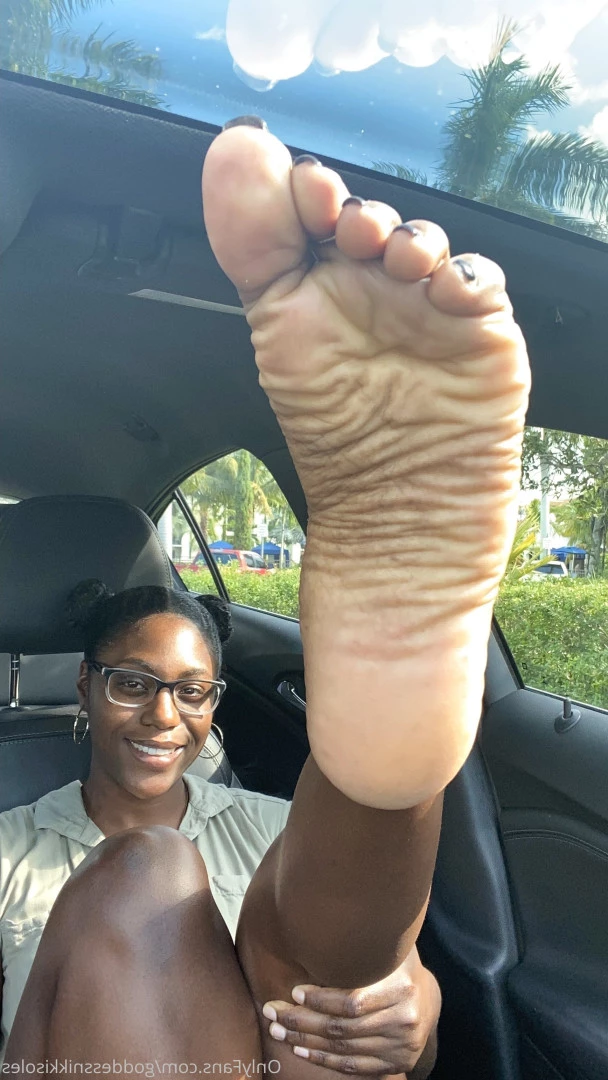 Goddess Nikki [ goddessnikkisoles ] Onlyfans leaked photo 7939086 on Hotleaks.tv