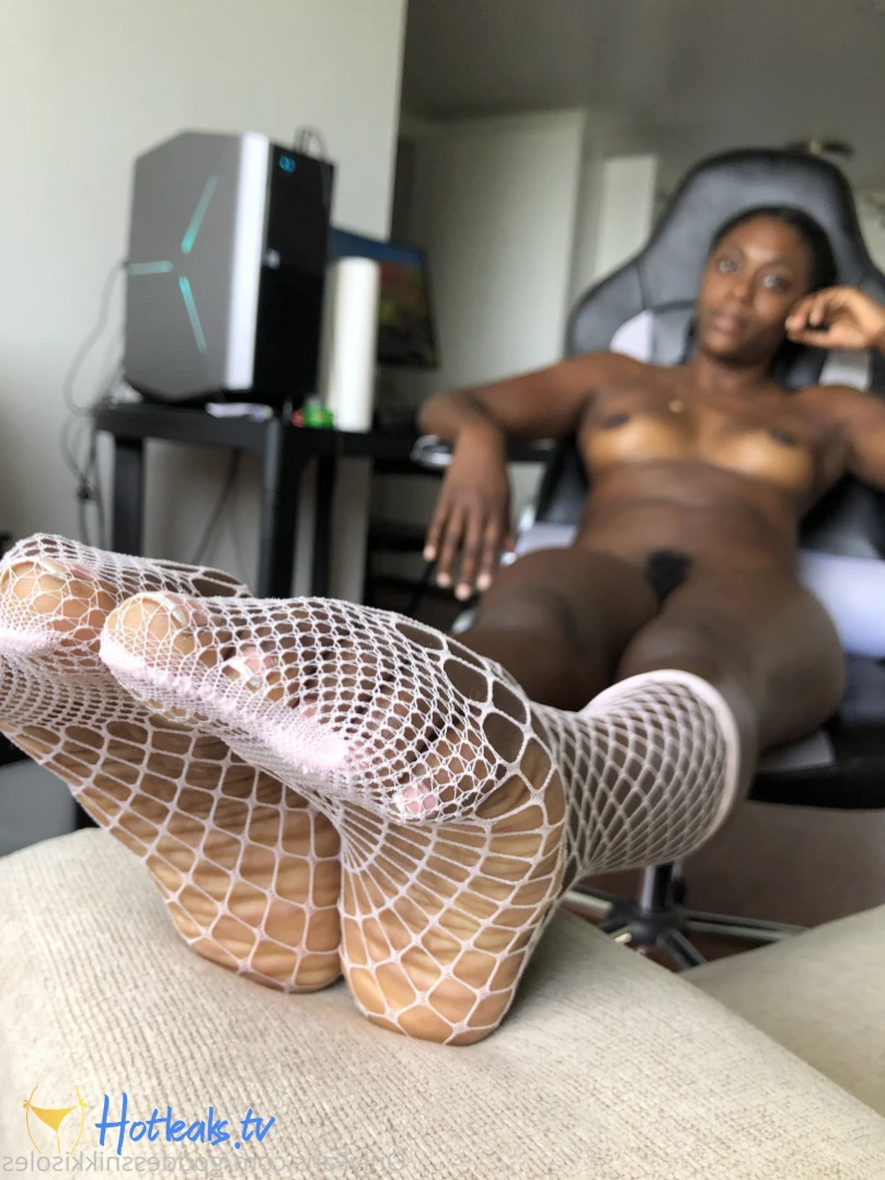 Goddess Nikki [ goddessnikkisoles ] Onlyfans leaked photo 7942515 on Hotleaks.tv