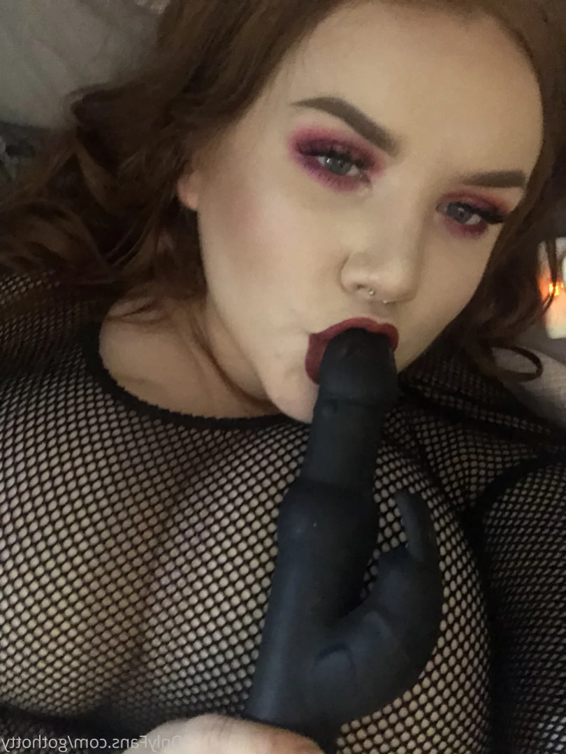 Charli 👼🏻 [ gothredhead ] Onlyfans leaked photo 12400417 on Hotleaks.tv