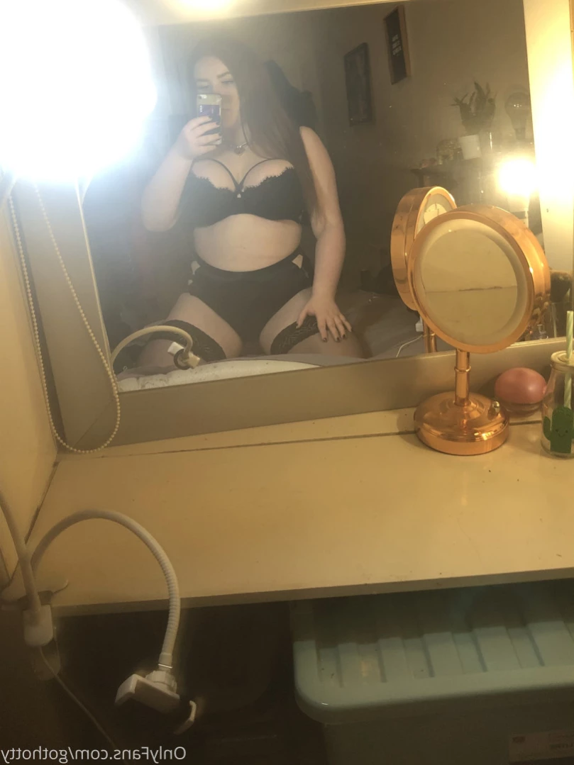 Charli 👼🏻 [ gothredhead ] Onlyfans leaked photo 13559345 on Hotleaks.tv