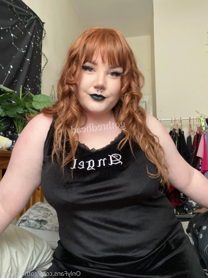 Charli 👼🏻 [ gothredhead ] Onlyfans leaked photo 14613419 on Hotleaks.tv