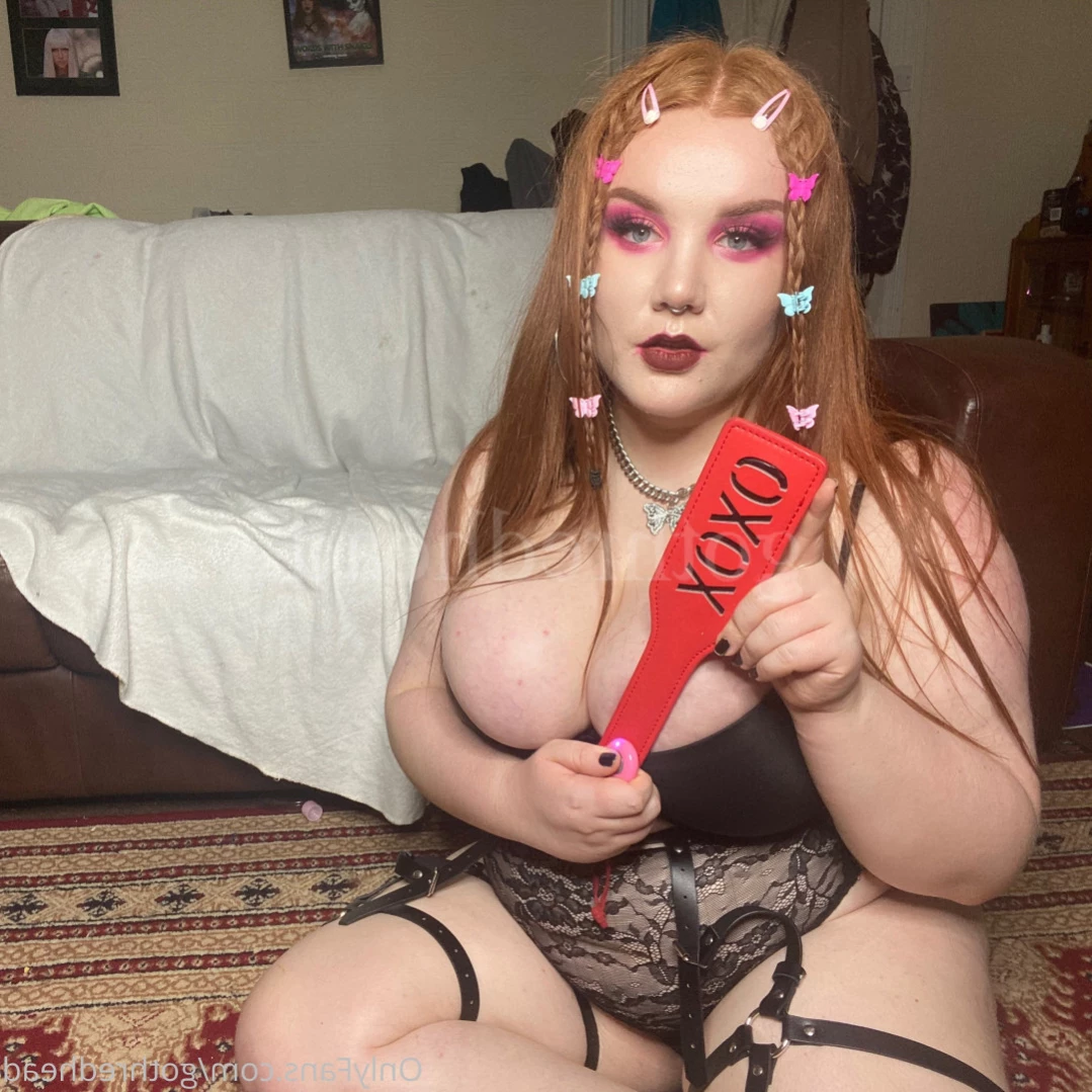 Charli 👼🏻 [ gothredhead ] Onlyfans leaked photo 14939551 on Hotleaks.tv