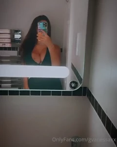 V [ gvanessaxx ] Onlyfans leaked video 8229469 on Hotleaks.tv