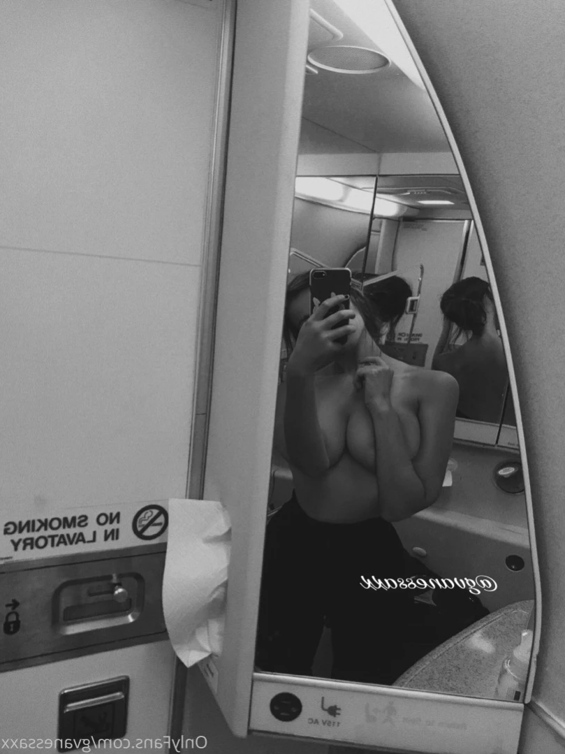V [ gvanessaxx ] Onlyfans leaked photo 11135425 on Hotleaks.tv