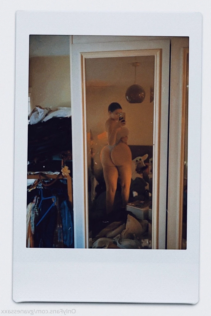 V [ gvanessaxx ] Onlyfans leaked photo 11135639 on Hotleaks.tv