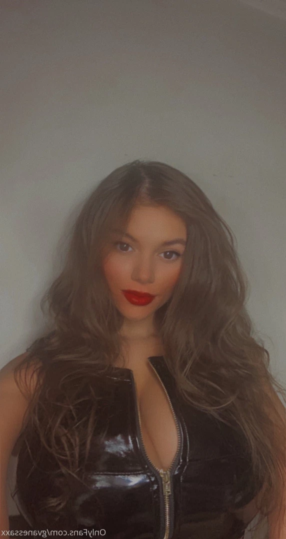 V [ gvanessaxx ] Onlyfans leaked photo 14143512 on Hotleaks.tv