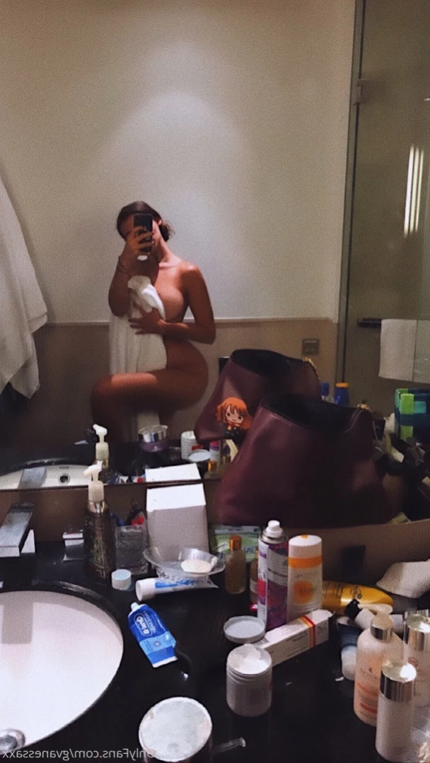 V [ gvanessaxx ] Onlyfans leaked photo 15416854 on Hotleaks.tv