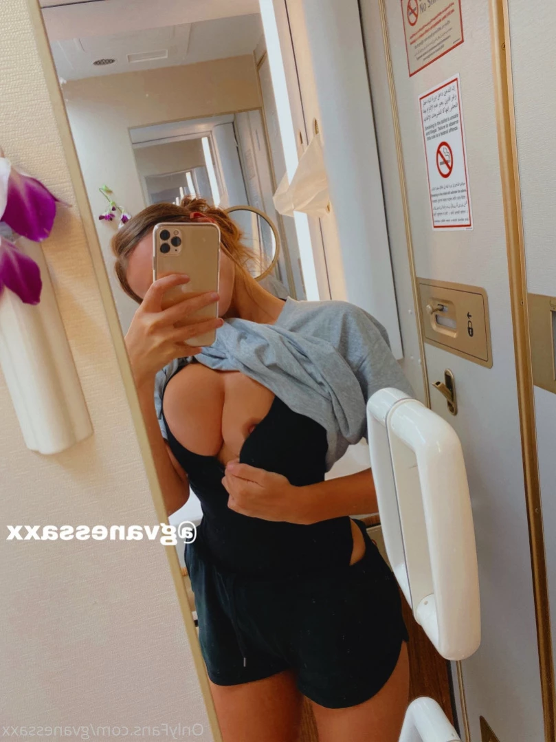 V [ gvanessaxx ] Onlyfans leaked photo 15546372 on Hotleaks.tv