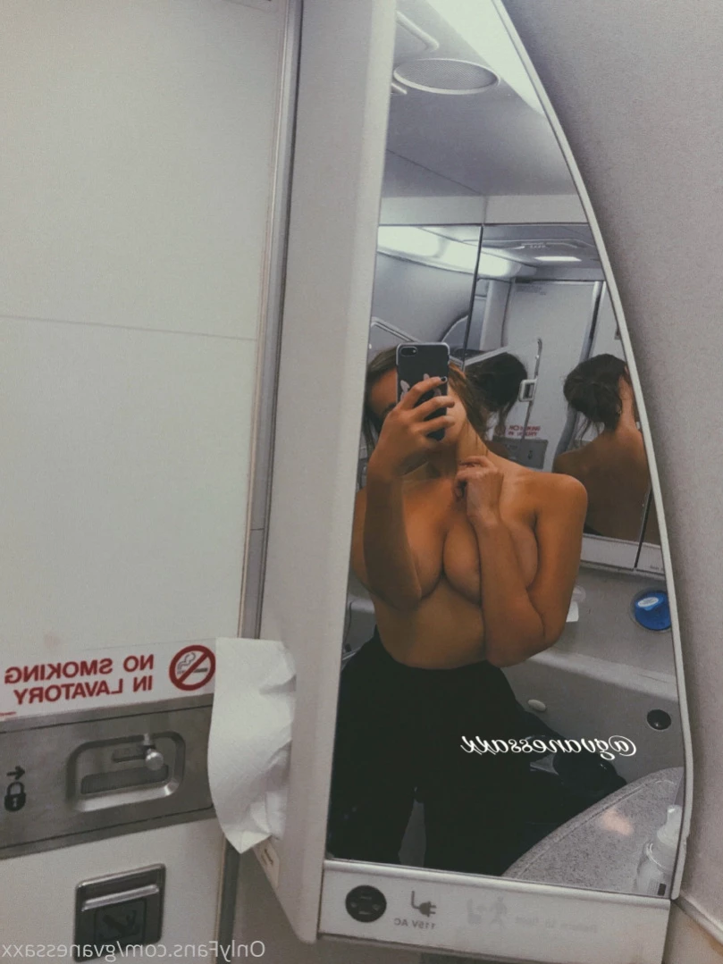 V [ gvanessaxx ] Onlyfans leaked photo 16318290 on Hotleaks.tv