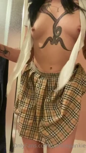 15922627