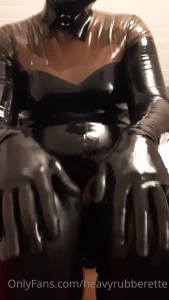 heavyrubberette Onlyfans leaked video 8218207 on Hotleaks.tv