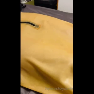 heavyrubberette Onlyfans leaked video 8218287 on Hotleaks.tv