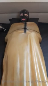 heavyrubberette Onlyfans leaked video 8218744 on Hotleaks.tv