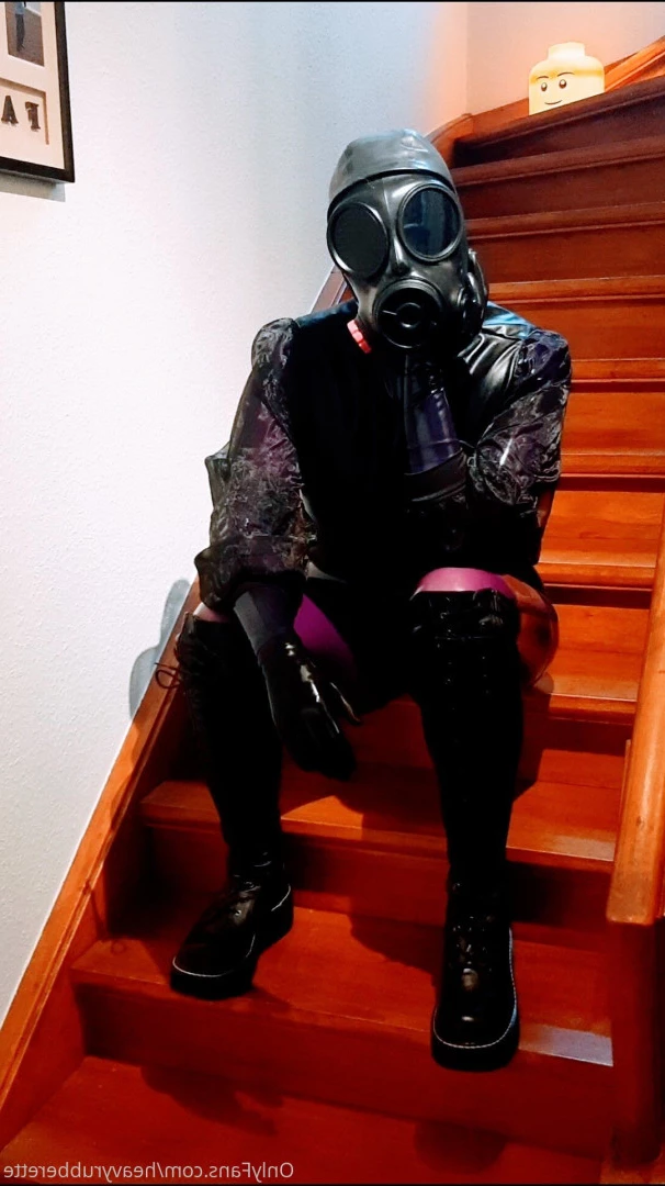 heavyrubberette Onlyfans leaked photo 9801327 on Hotleaks.tv