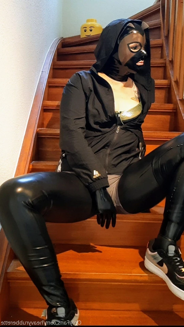 heavyrubberette Onlyfans leaked photo 9801672 on Hotleaks.tv