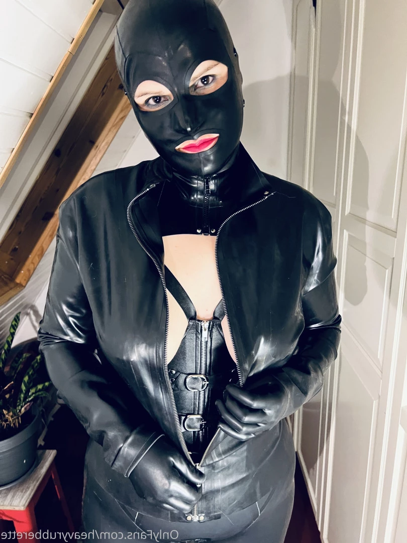 heavyrubberette Onlyfans leaked photo 9803315 on Hotleaks.tv