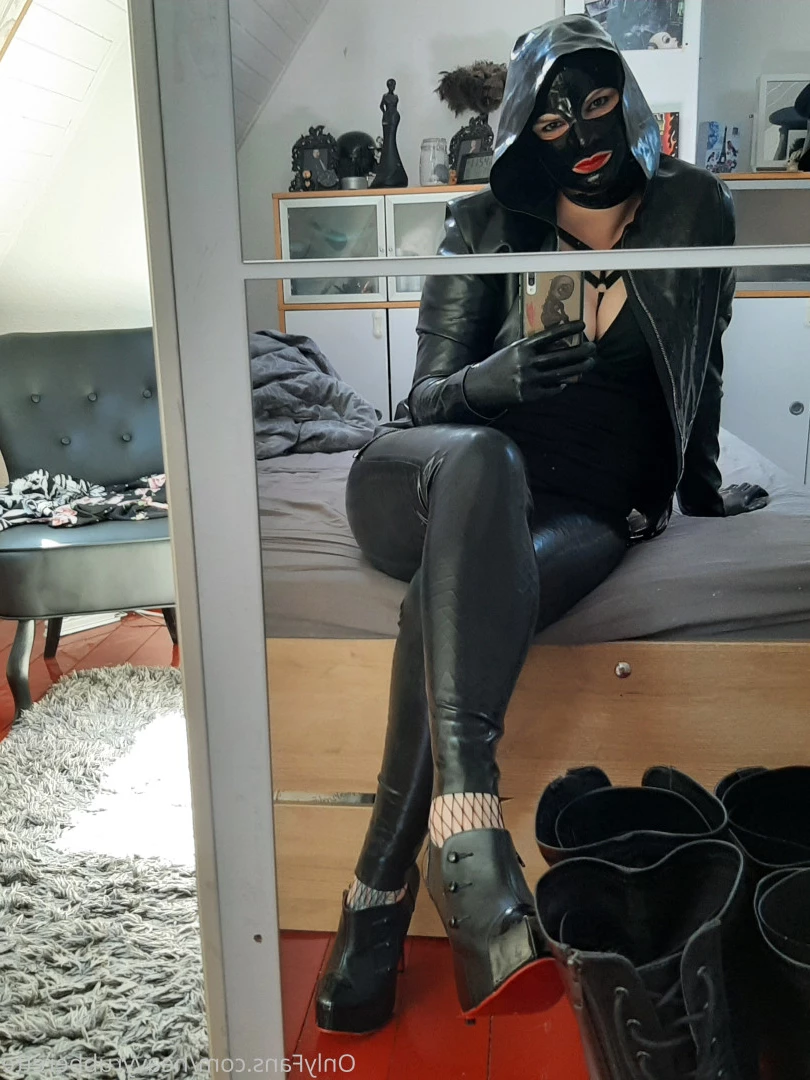 heavyrubberette Onlyfans leaked photo 9804858 on Hotleaks.tv
