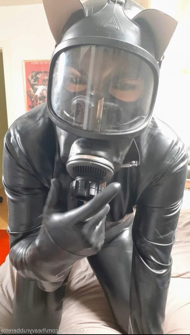 heavyrubberette Onlyfans leaked photo 9805155 on Hotleaks.tv