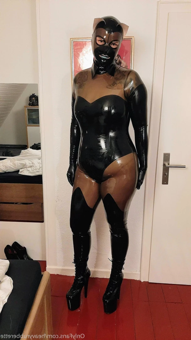 heavyrubberette Onlyfans leaked photo 9808430 on Hotleaks.tv