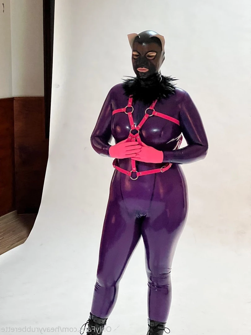 heavyrubberette Onlyfans leaked photo 9809084 on Hotleaks.tv