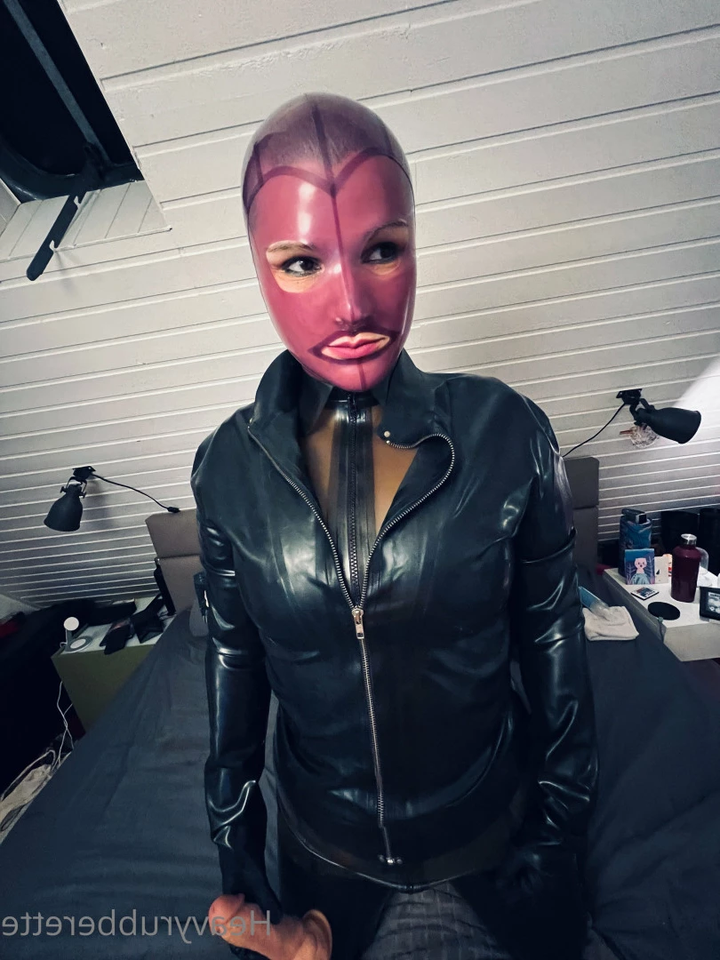 heavyrubberette Onlyfans leaked photo 9810355 on Hotleaks.tv
