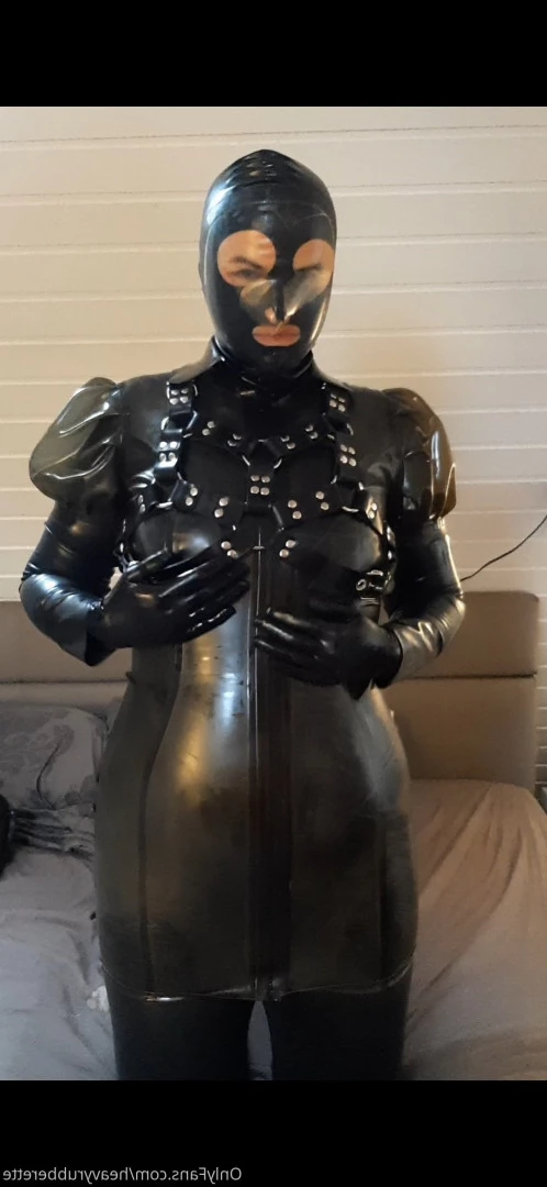 heavyrubberette Onlyfans leaked photo 9810645 on Hotleaks.tv