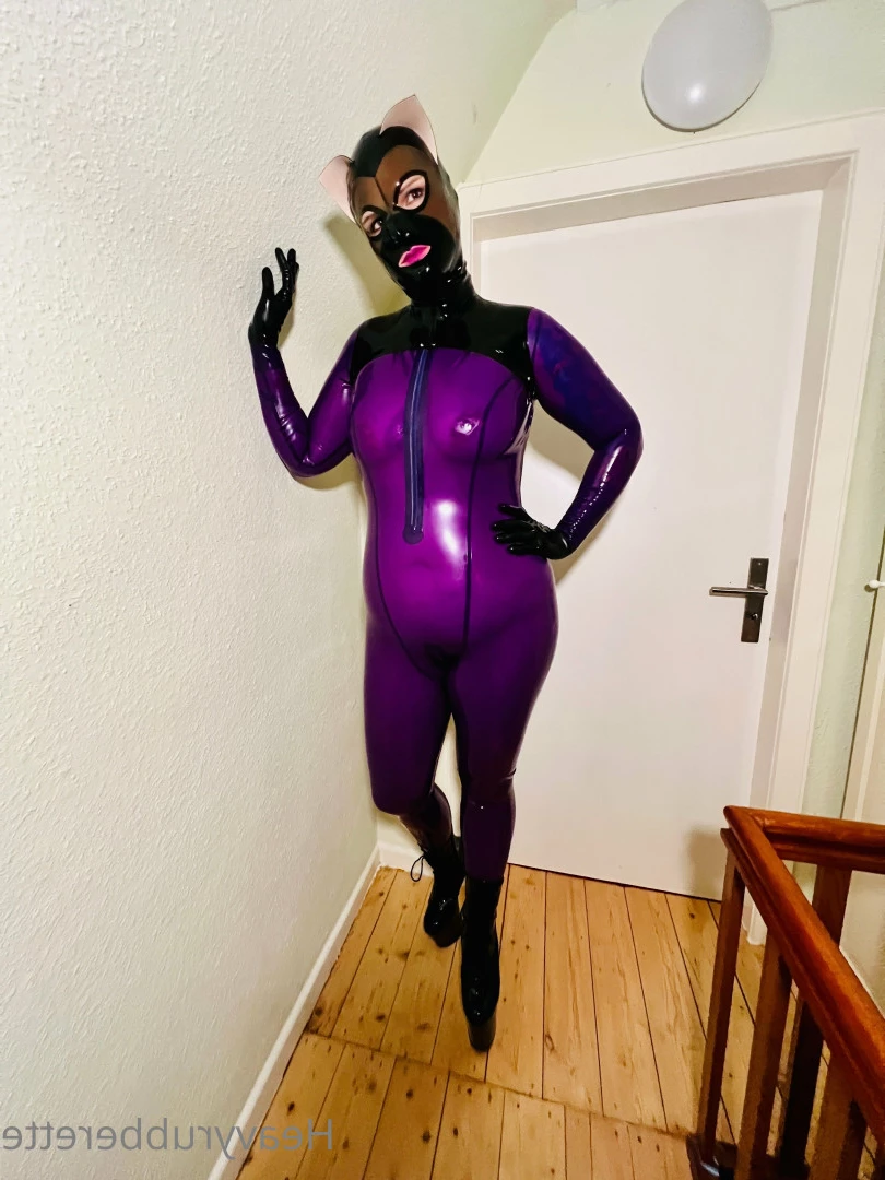 heavyrubberette Onlyfans leaked photo 9810704 on Hotleaks.tv