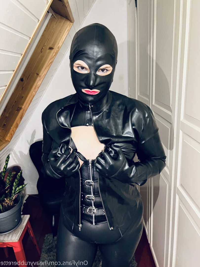heavyrubberette Onlyfans leaked photo 9812508 on Hotleaks.tv