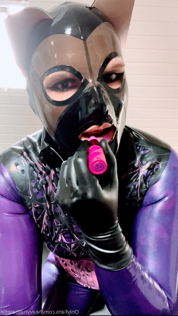 heavyrubberette Onlyfans leaked photo 9813390 on Hotleaks.tv