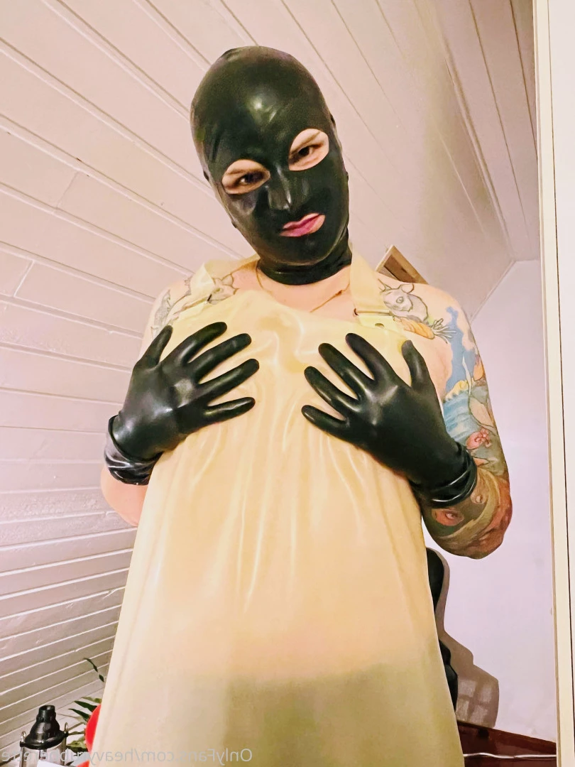 heavyrubberette Onlyfans leaked photo 9814263 on Hotleaks.tv