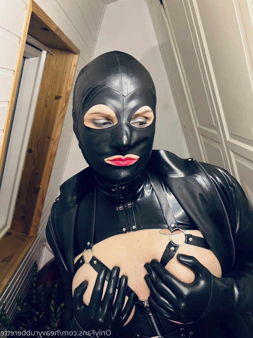 heavyrubberette Onlyfans leaked photo 9816841 on Hotleaks.tv