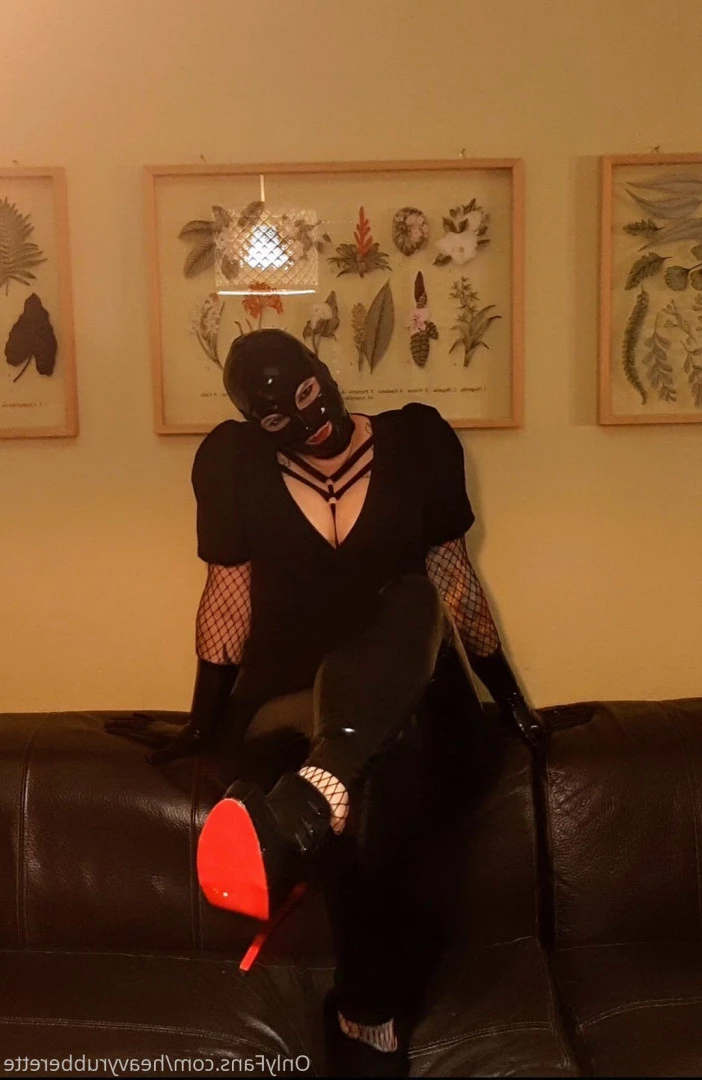 heavyrubberette Onlyfans leaked photo 9817342 on Hotleaks.tv