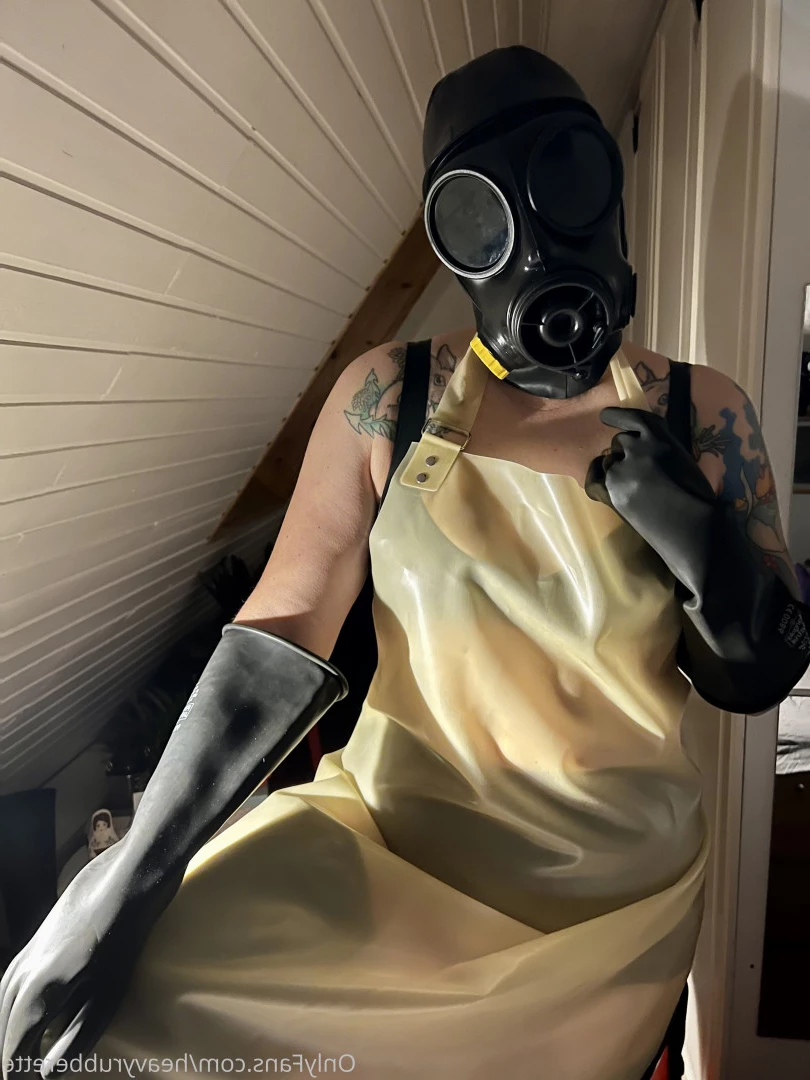 heavyrubberette Onlyfans leaked photo 9818344 on Hotleaks.tv