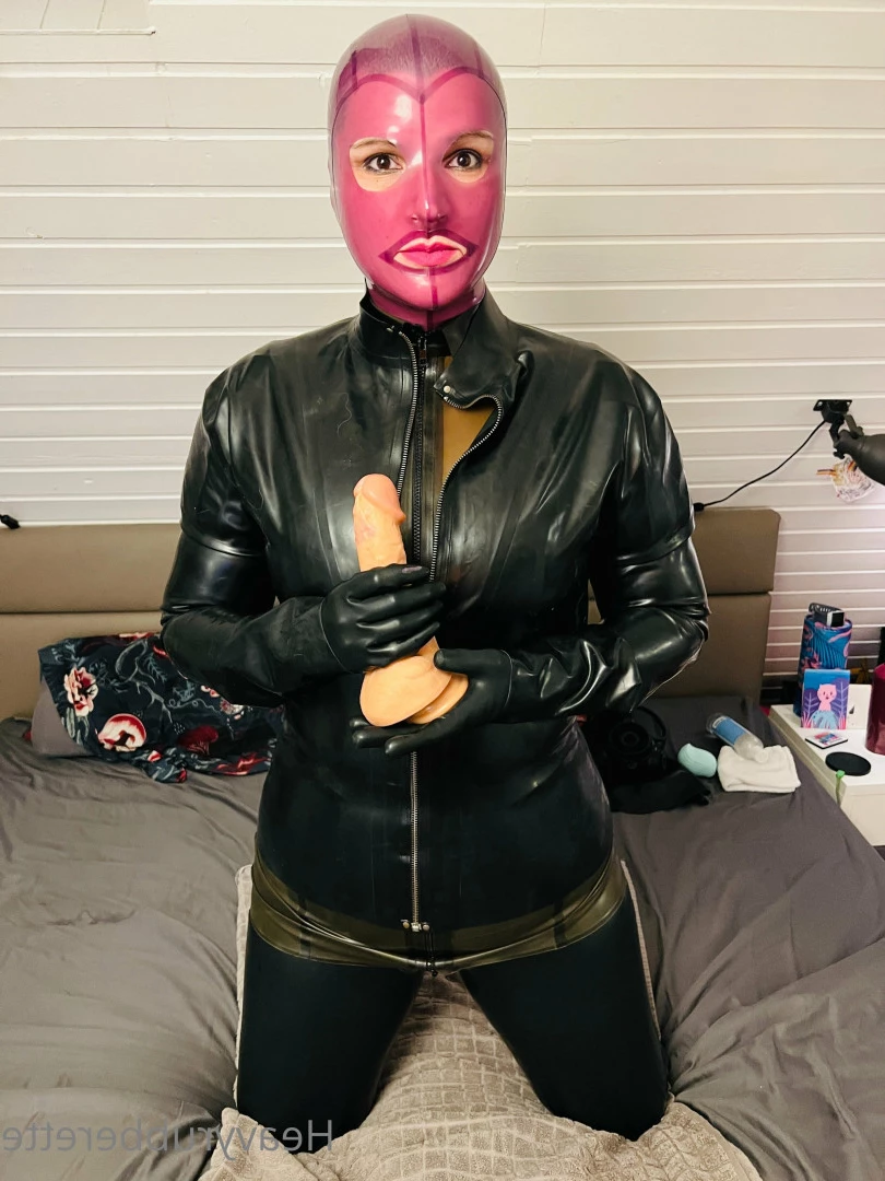 heavyrubberette Onlyfans leaked photo 9818519 on Hotleaks.tv