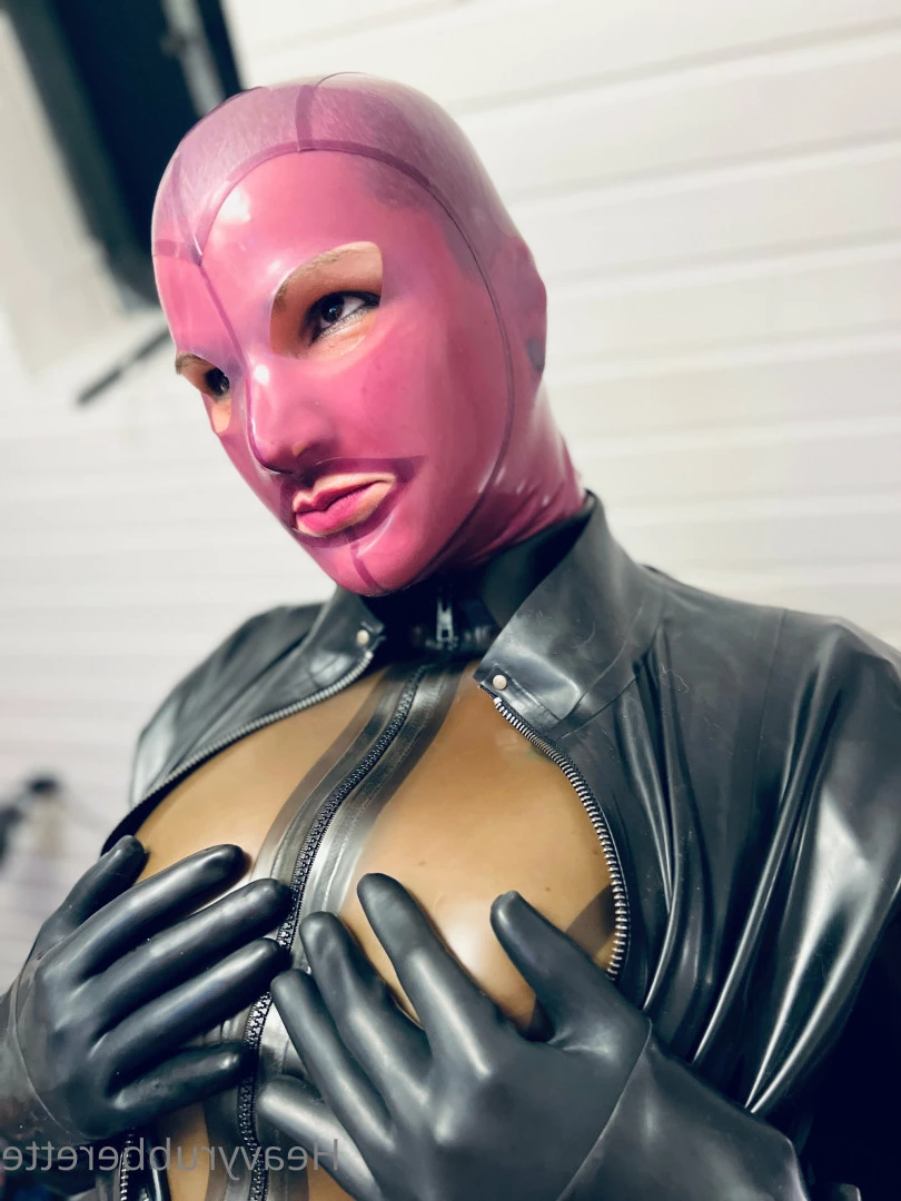 heavyrubberette Onlyfans leaked photo 9820437 on Hotleaks.tv