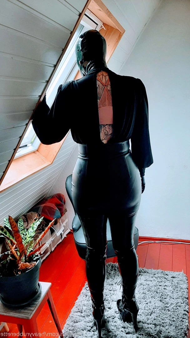 heavyrubberette Onlyfans leaked photo 9821408 on Hotleaks.tv