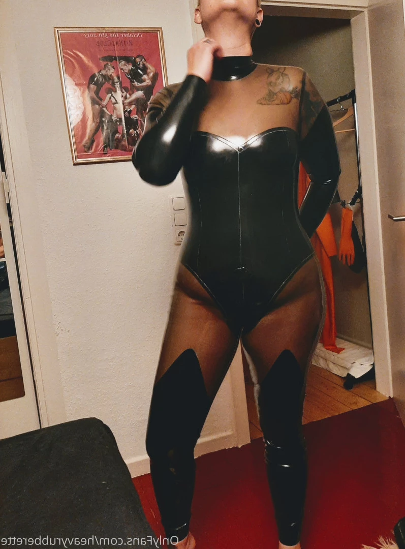 heavyrubberette Onlyfans leaked photo 9821912 on Hotleaks.tv