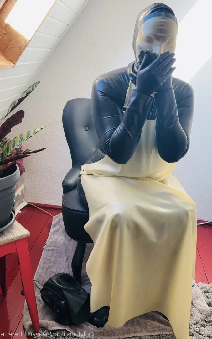 heavyrubberette Onlyfans leaked photo 9822504 on Hotleaks.tv