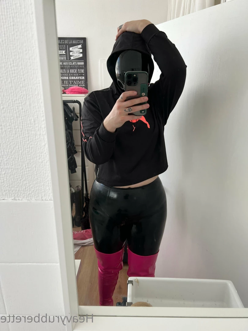 heavyrubberette Onlyfans leaked photo 9823287 on Hotleaks.tv